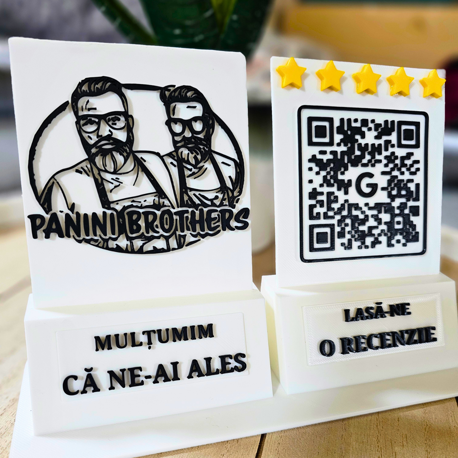 Stand Cod QR Recenzii Google Personalizat cu Logo pentru Firmă